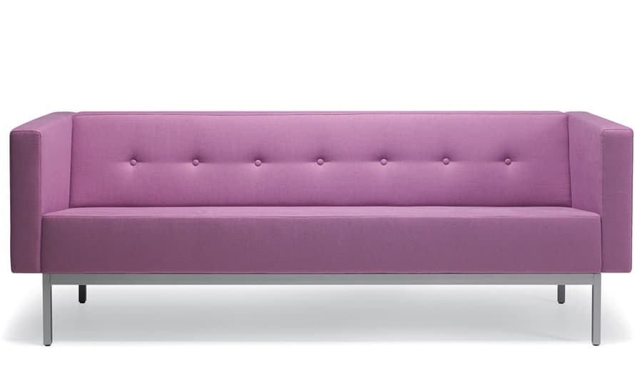 070 2.5 seat sofa with arms – thumbnail image #1