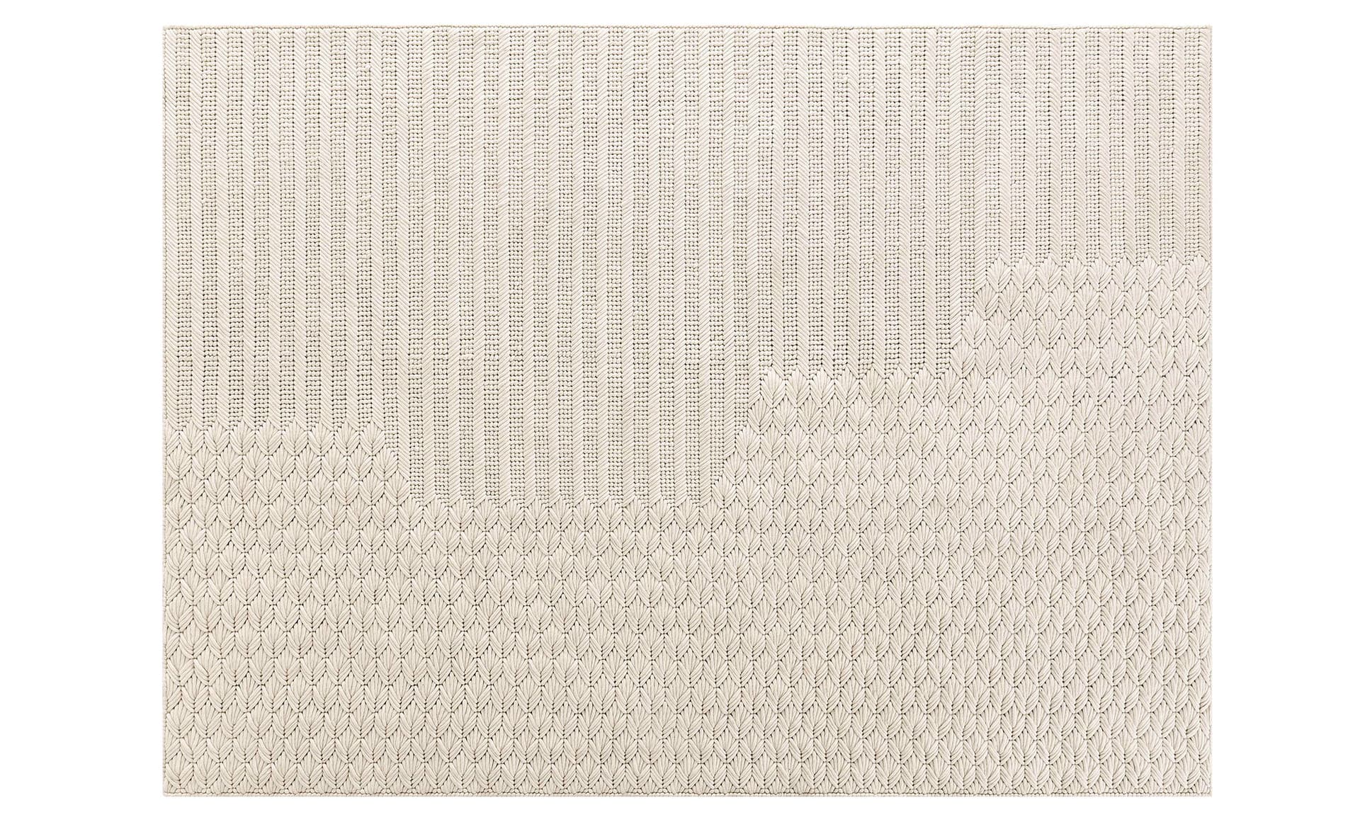 Chaddar Rug / 5'8" x 7'7" / white