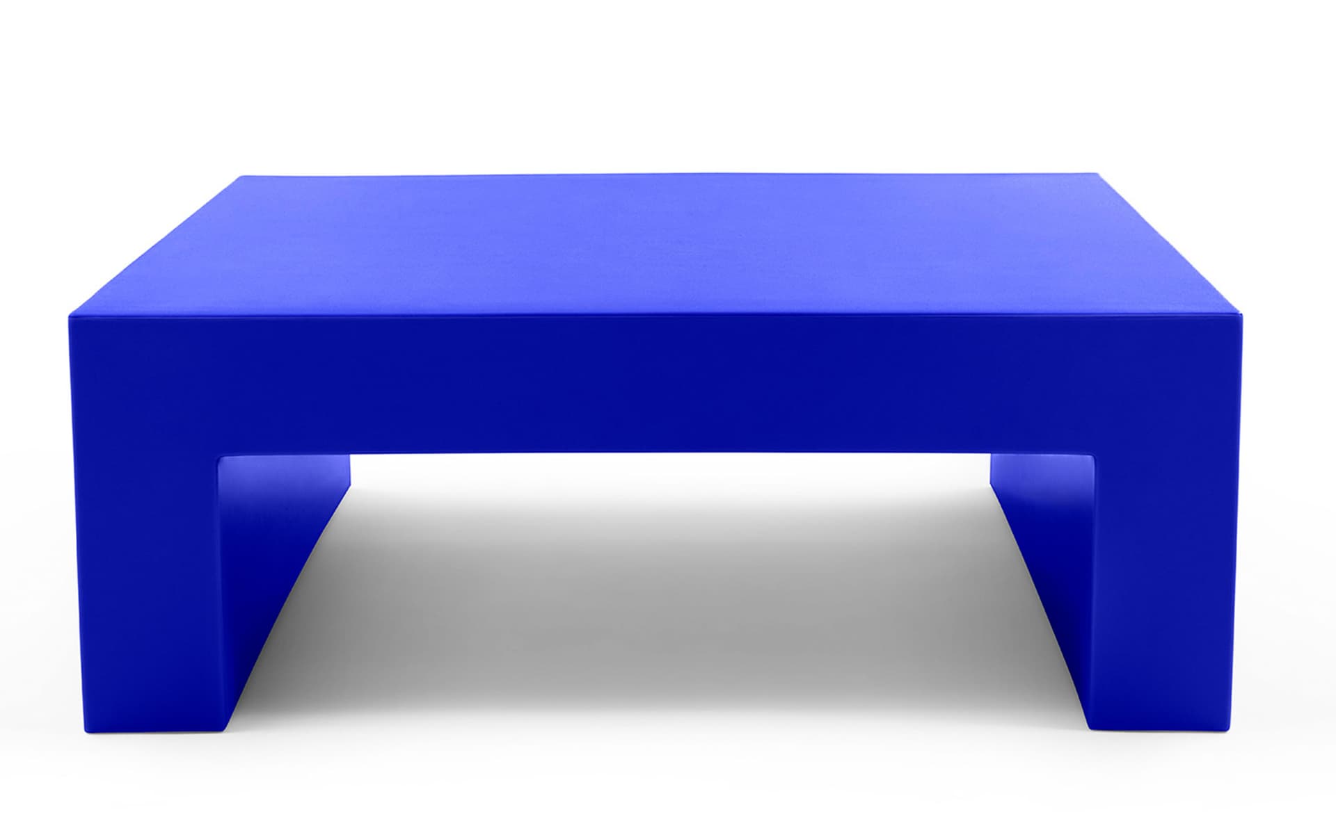 vignelli low table / blue