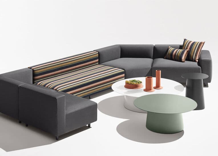 9 yard outdoor angled sectional sofa – thumbnail image #4