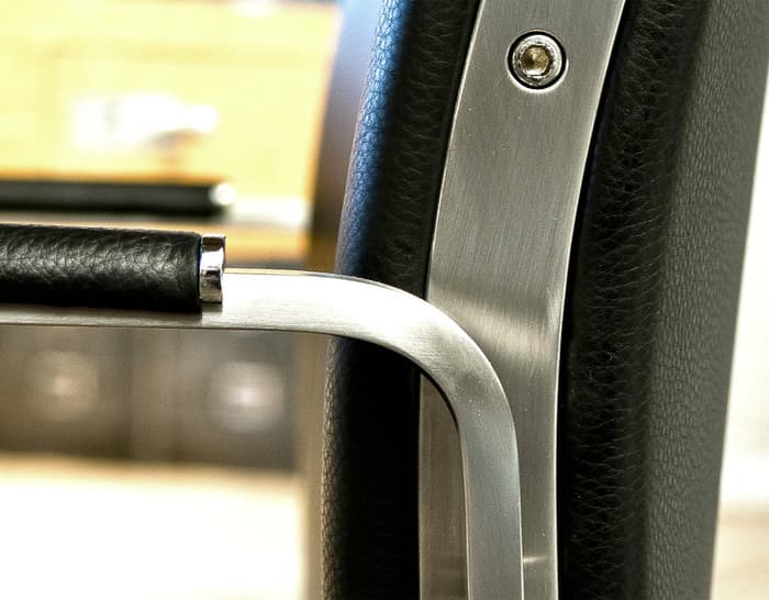 ch111 chair – thumbnail image #4