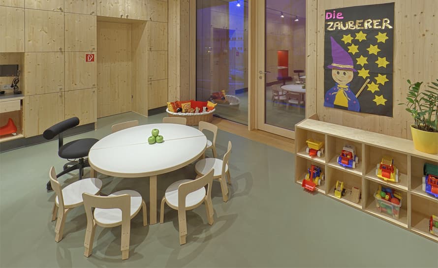 alvar aalto children's chair n65 – thumbnail image #4
