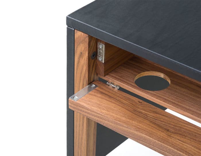 drape desk 777 – thumbnail image #10