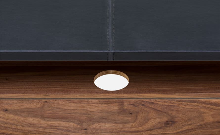 drape desk 777 – thumbnail image #13