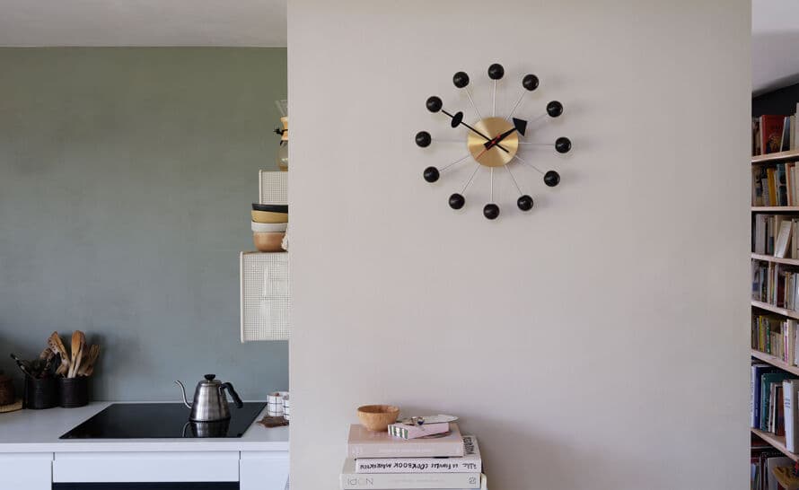 george nelson ball clock in black & brass – thumbnail image #2