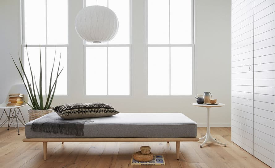 nelson daybed with wood taper legs – thumbnail image #5