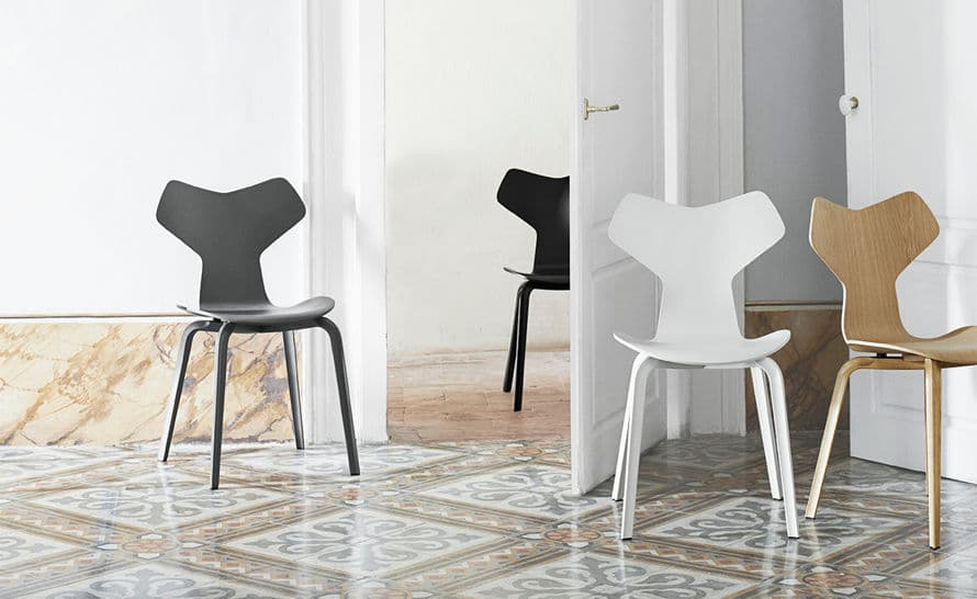 grand prix chair with wood legs – thumbnail image #8