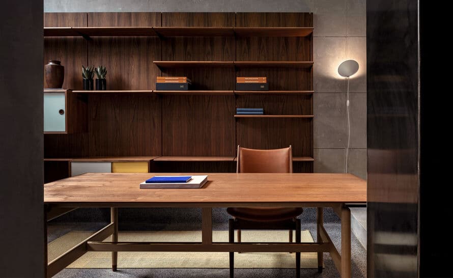 Kaufmann Table – thumbnail image #4