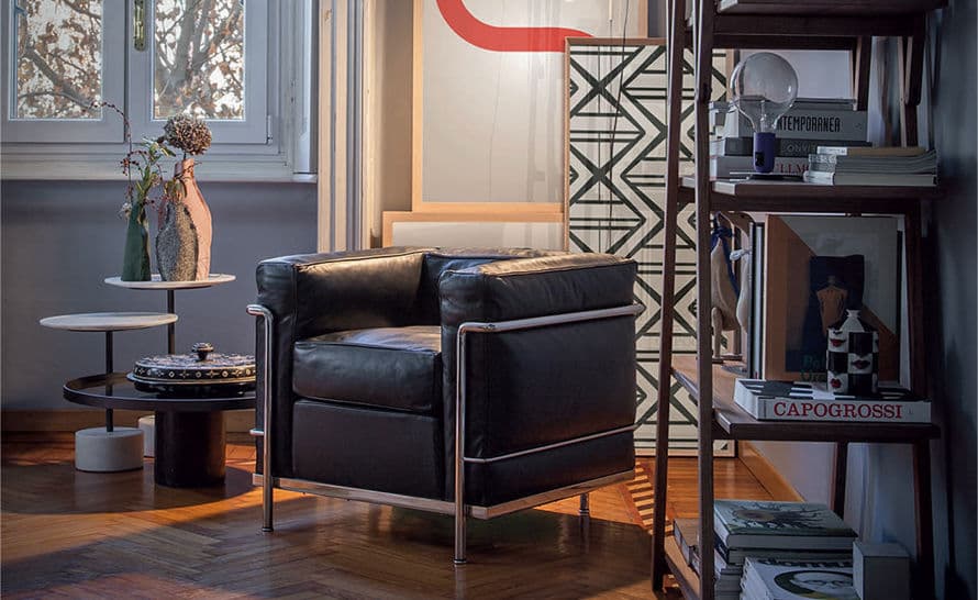 LC2 Armchair with down cushions – thumbnail image #8