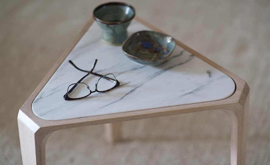 mary's side table 385 – thumbnail image #4