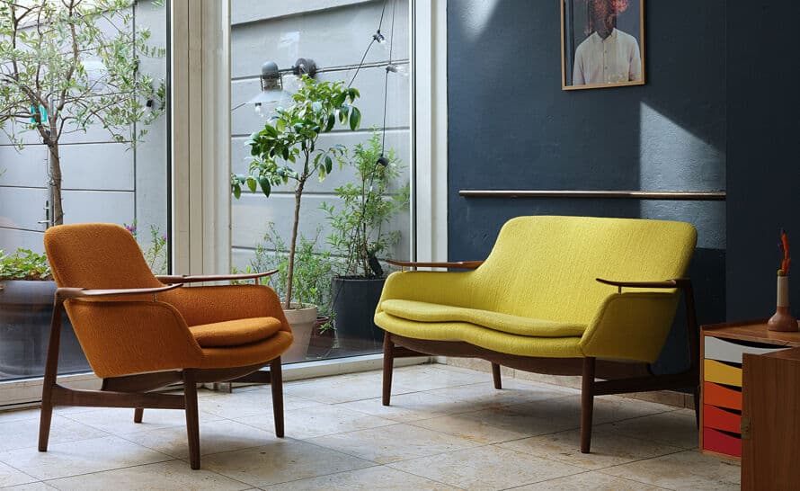 Model 53 Sofa with Cushion – thumbnail image #3