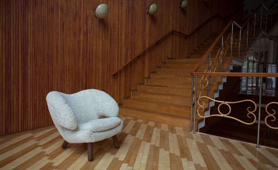 Pelican Chair without Buttons – thumbnail image #34