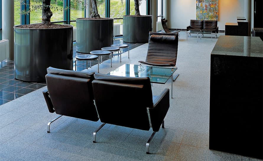 poul kjaerholm pk31 two seat sofa – thumbnail image #5