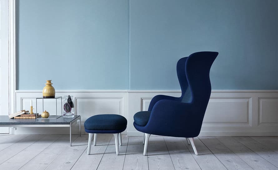ro lounge chair and ottoman – thumbnail image #3