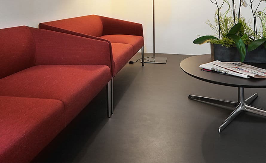saari two seat sofa – thumbnail image #2
