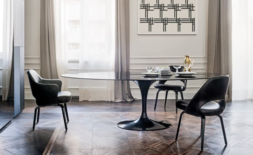 saarinen executive arm chair with wood legs – thumbnail image #9