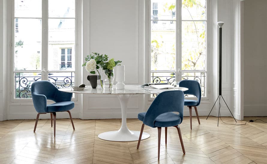 saarinen executive arm chair with wood legs – thumbnail image #6