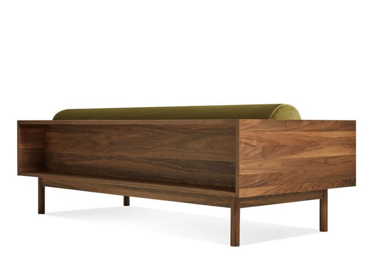 souvenir sofa – thumbnail image #4