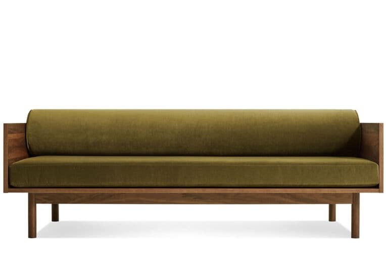 souvenir sofa – thumbnail image #1