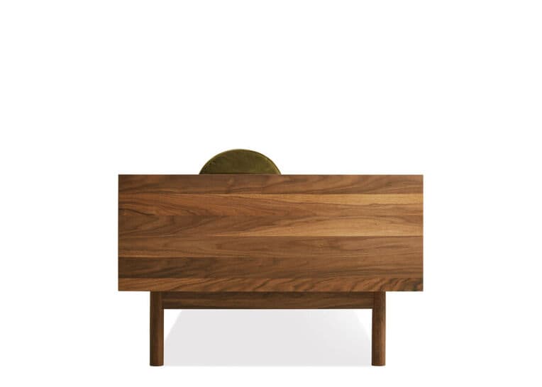 souvenir sofa – thumbnail image #3