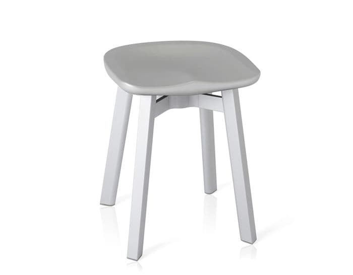 su small stool with plastic seat – thumbnail image #3