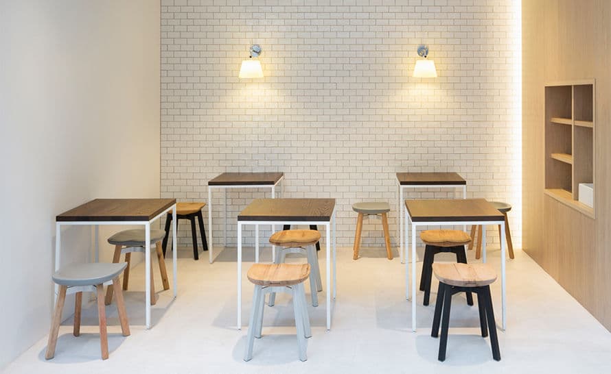 su small stool with plastic seat – thumbnail image #8