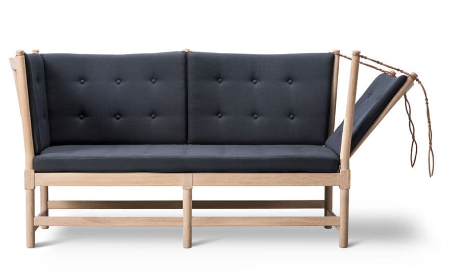 the spoke-back sofa – thumbnail image #3