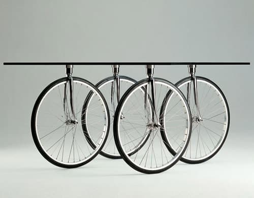 tour table – thumbnail image #3